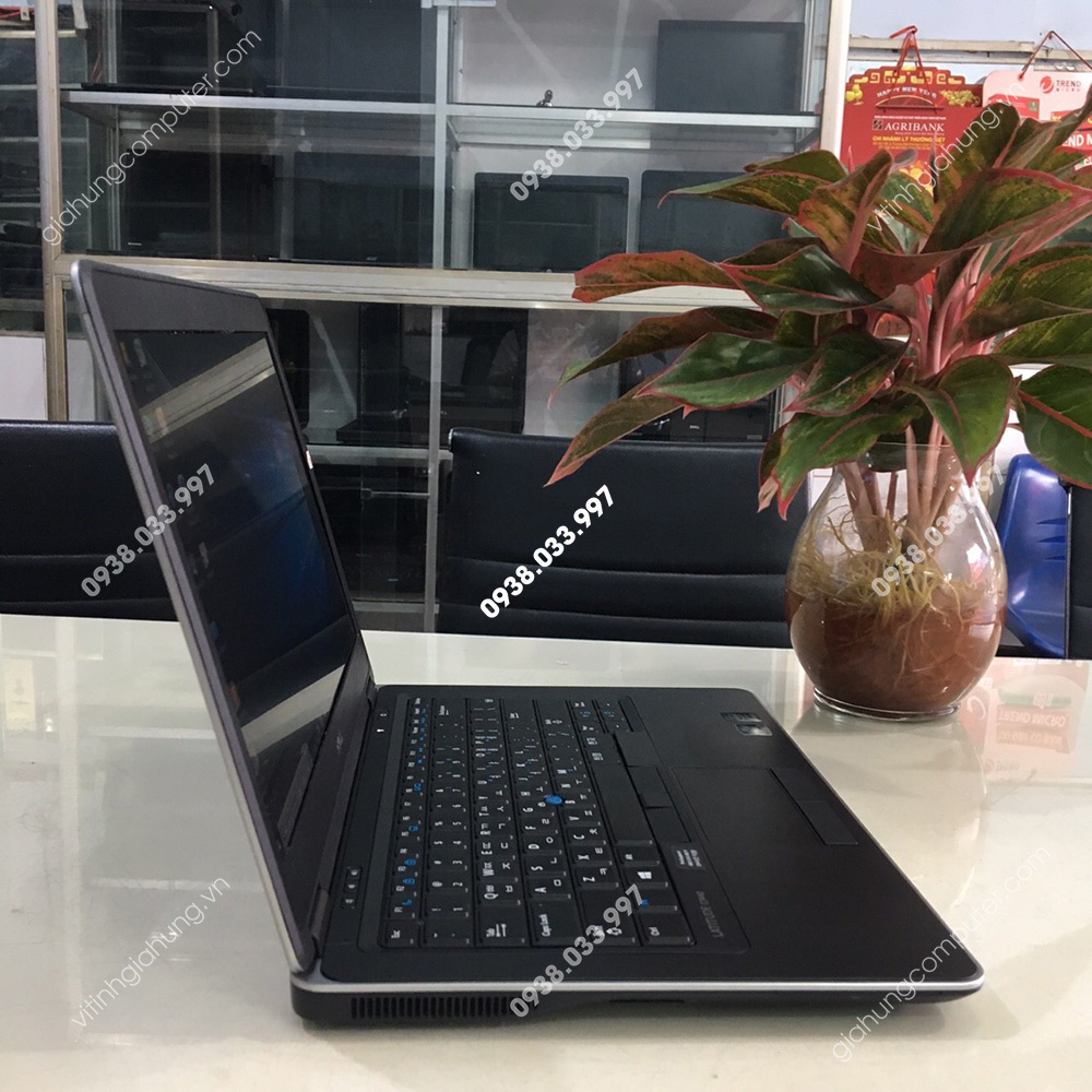 Laptop cũ Dell 7470 i5-6300 Ram 8Gb SSD 256Gb Màn Hình 14inch Full HD - GH345